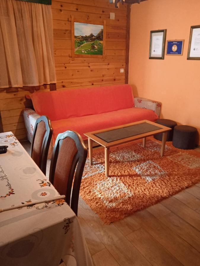 Holiday Home Vila Milka Kremna ภายนอก รูปภาพ